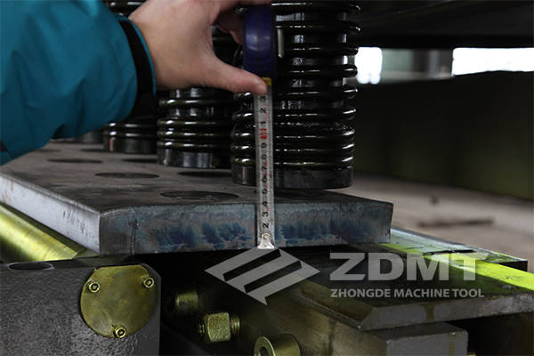 ZDG-4032液壓閘式剪板機 ZDG-4032液壓閘式剪板機
